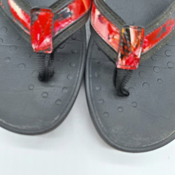 Vionic High Tide Flip Flops - Picture 3 of 8